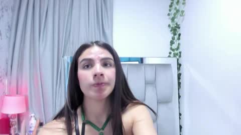 dafne_quenn online show from 09/20/25, 12:39