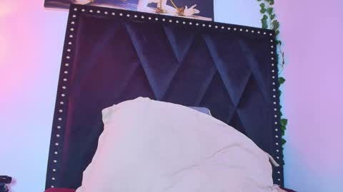 dafne_quenn online show from 11/22/25, 01:10