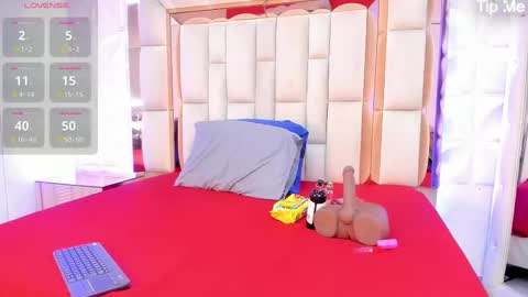 Dafnee online show from 11/15/25, 12:34