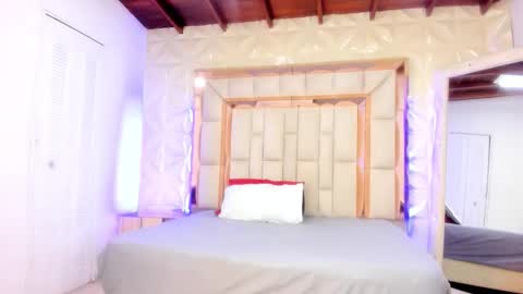 Dafnee online show from 03/27/26, 12:49