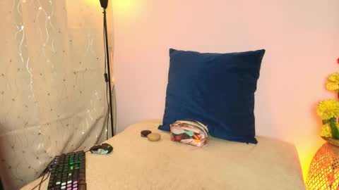 dafnemel online show from 02/11/26, 12:32