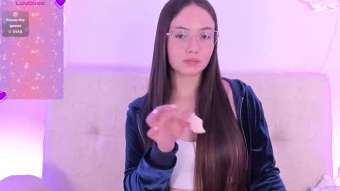 Dafne  online show from 03/13/26, 02:01