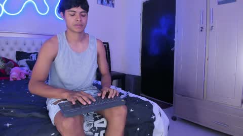 dafnezahiraa  online show from 04/06/26, 04:46