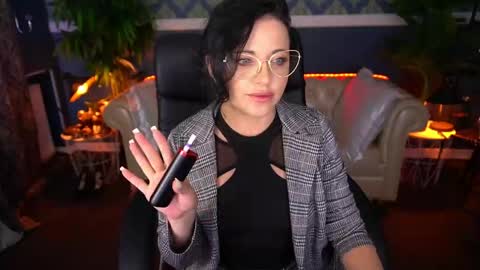 Snapshot of dafni_mon chatting on 05/26/26, 05:36 Dafni Mon online show from 05/26/26, 05:36