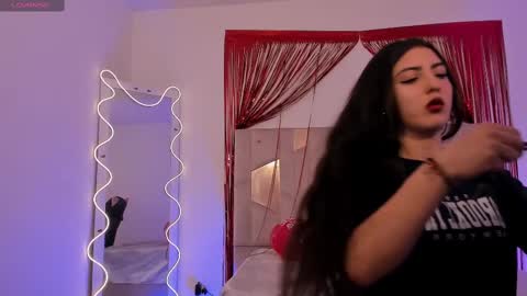 dahia  online show from 02/16/25, 03:04