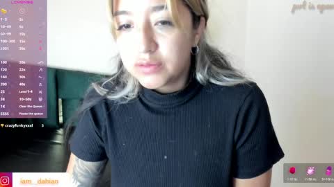 Snapshot of dahiana_dmour chatting on 04/25/26, 12:08 Dahiana online show from 04/25/26, 12:08