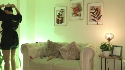 Dahiann Walcott online show from 02/17/26, 04:57