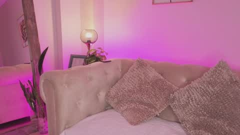 Dahiann Walcott online show from 04/08/26, 07:58