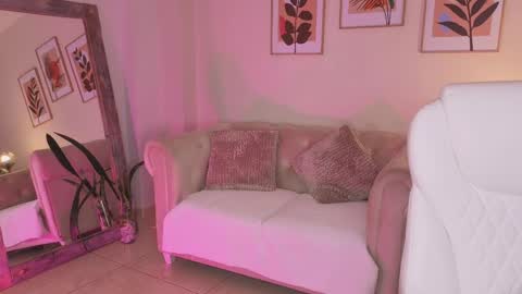 Dahiann Walcott online show from 04/30/26, 10:36