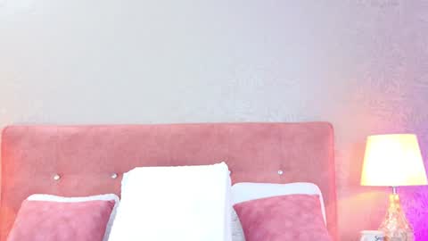 Dahiana online show from 02/08/25, 02:27