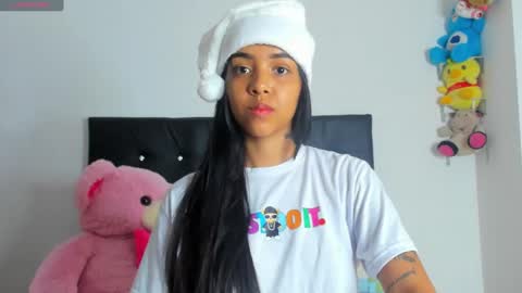 Snapshot of dahiangomezz chatting on 12/06/24, 05:22    online show from 12/06/24, 05:22