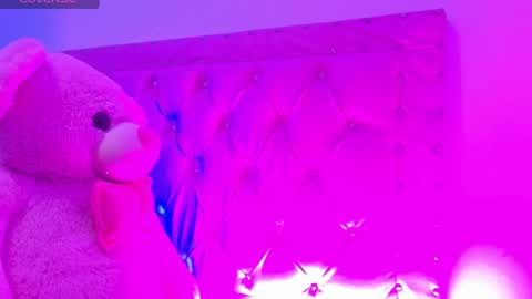 Snapshot of dahiangomezz chatting on 12/18/24, 10:08    online show from 12/18/24, 10:08