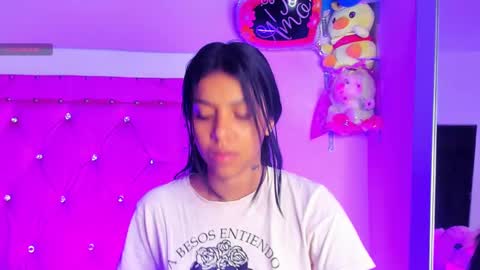 Snapshot of dahiangomezz chatting on 02/09/25, 08:22    online show from 02/09/25, 08:22