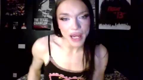 dahlia_adore online show from 11/10/25, 10:20