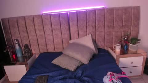 Snapshot of dahlia_rossee chatting on 04/24/26, 08:00 dahlia_rossee online show from 04/24/26, 08:00