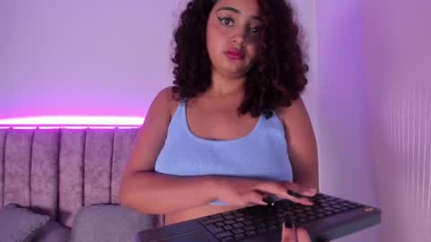 Snapshot of dahlia_rossee chatting on 04/30/26, 07:42 dahlia_rossee online show from 04/30/26, 07:42