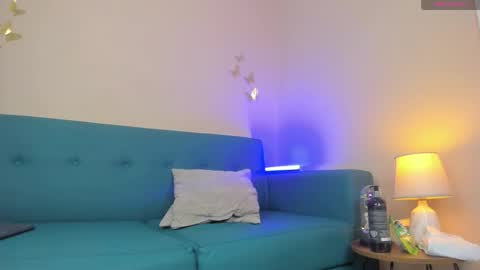 Dahlia online show from 09/21/25, 06:31