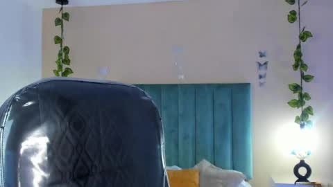 Dahlia online show from 04/02/26, 11:02