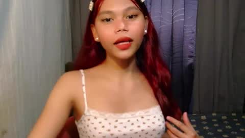 Snapshot of dahlia_vivienne chatting on 06/10/26, 06:56 yourgirlydahlia online show from 06/10/26, 06:56