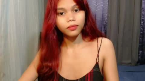 Snapshot of dahlia_vivienne chatting on 07/30/26, 09:25 yourgirlydahlia online show from 07/30/26, 09:25