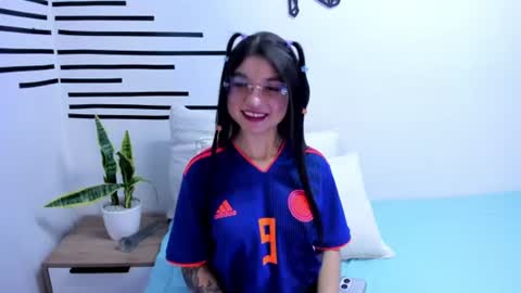 Snapshot of dahliacielo chatting on 06/11/26, 01:20 Dahlia Cielo online show from 06/11/26, 01:20
