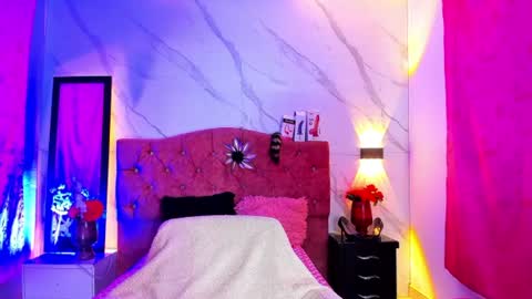 diosa dhaly online show from 06/13/26, 10:18