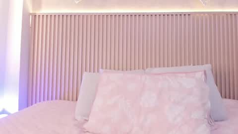 Daiana online show from 10/25/25, 08:14