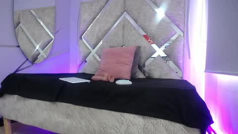 Snapshot of daila_ chatting on 01/25/25, 04:57 daila_ online show from 01/25/25, 04:57