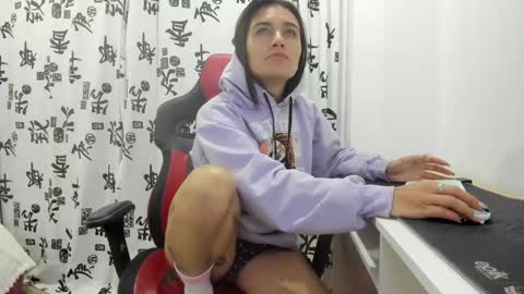 Snapshot of daila_ chatting on 03/04/25, 03:33 daila_ online show from 03/04/25, 03:33