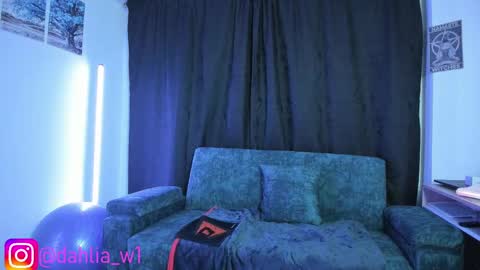 Snapshot of daila_ chatting on 09/30/25, 01:21 daila_ online show from 09/30/25, 01:21