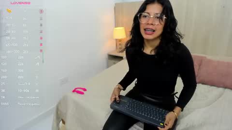 Snapshot of daila_beltran chatting on 06/22/26, 03:25 Daila Beltran online show from 06/22/26, 03:25