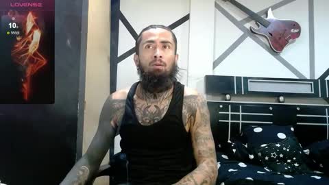 felipe online show from 11/18/25, 01:44