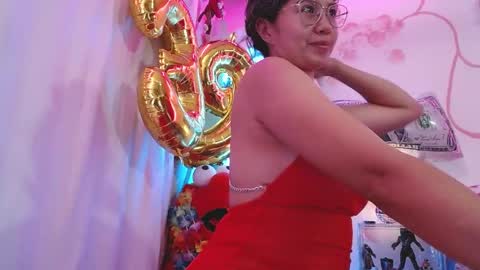 Snapshot of daina_flower chatting on 05/09/26, 04:50 DAINA online show from 05/09/26, 04:50