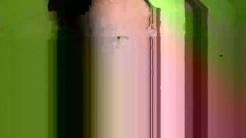 daisnconfusion_ online show from 12/16/24, 06:16
