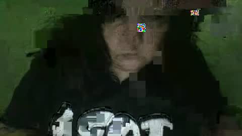 daisnconfusion_ online show from 02/13/25, 09:49