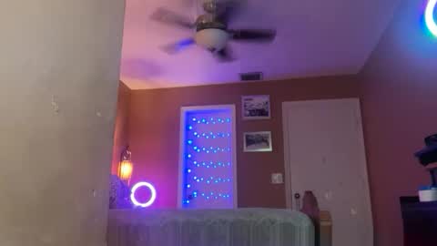 Snapshot of daisy9kat chatting on 04/10/26, 12:54 Daisy137 online show from 04/10/26, 12:54