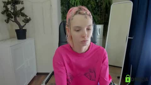 Snapshot of daisy__sweet chatting on 02/04/26, 10:10 daisy__sweet online show from 02/04/26, 10:10