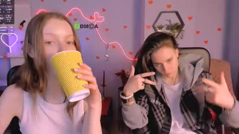 Snapshot of daisy_baby_ chatting on 03/15/26, 08:15 daisy online show from 03/15/26, 08:15