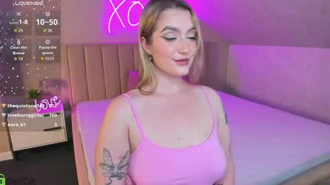 Viickie online show from 06/03/26, 02:33