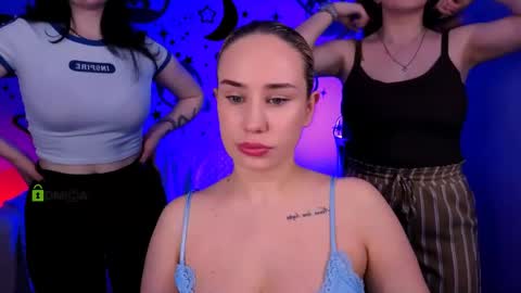 Little Di online show from 05/22/26, 07:08