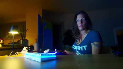 Daisy online show from 11/18/25, 02:06