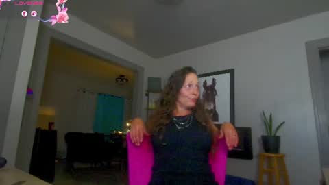 Snapshot of daisy_dove chatting on 08/01/26, 03:06 Daisy online show from 08/01/26, 03:06
