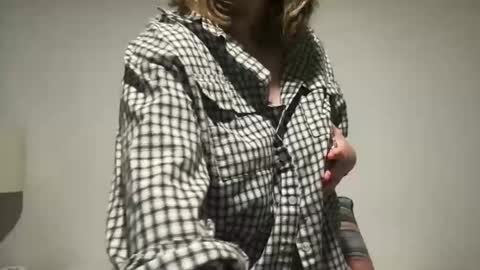 daisy_lately online show from 03/02/26, 01:19