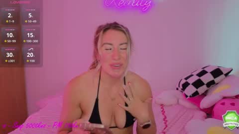 Snapshot of daisydeliciousxx chatting on 06/18/26, 09:14 DaisyDeliciousxx online show from 06/18/26, 09:14