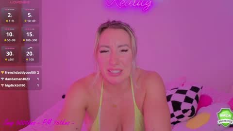 Snapshot of daisydeliciousxx chatting on 07/06/26, 05:04 DaisyDeliciousxx online show from 07/06/26, 05:04