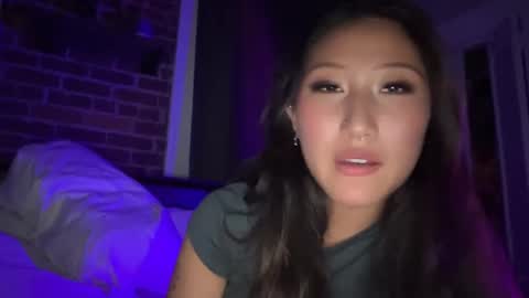 Daisy Kim online show from 02/09/25, 05:19