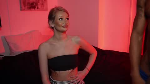 daisy online show from 09/09/25, 04:12