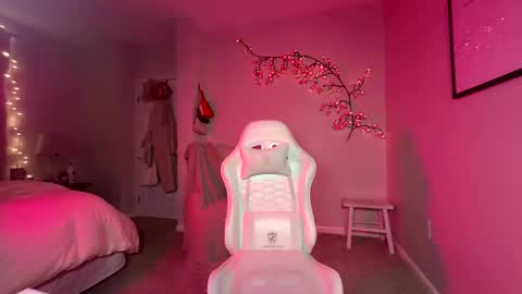 daisy online show from 05/06/26, 01:03