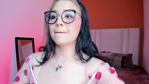 Dakhota online show from 04/18/26, 04:27