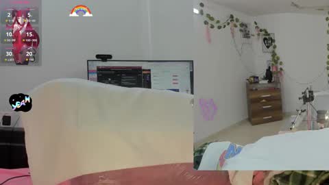 daki_ume_ online show from 12/01/25, 02:27